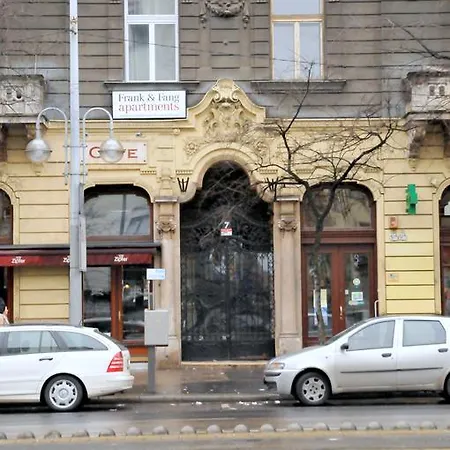 Frank & Fang アパート *