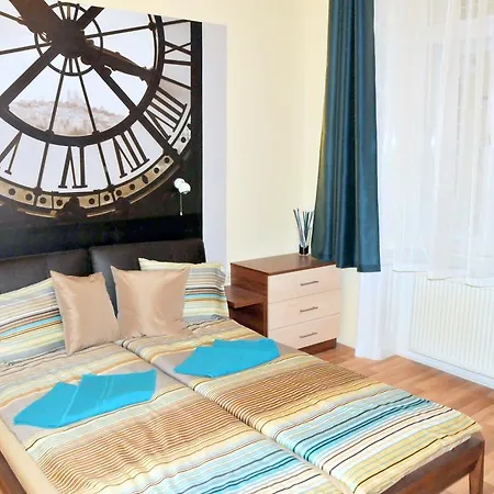 Frank & Fang Apartament *